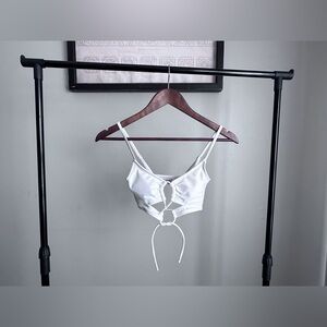 Wild Fable Bikini Top SZ XXS White Bikini Crisscross Key Hole Swimwear Top
